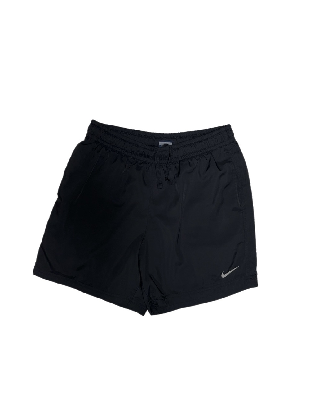 Like New! Men’s Embroidered NIKE 5” Black Shorts